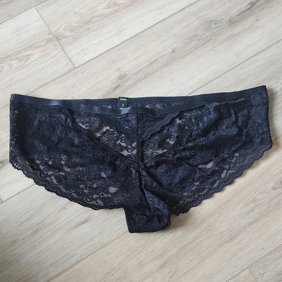 Lace Women's Intimates in Black - Picture 2 of 3